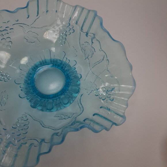 Fenton Blue Art Glass Ruffled Edge Footed Candy Dish Vintage - Picture 14 of 16